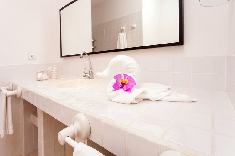 Bahia Azul Villas & Club