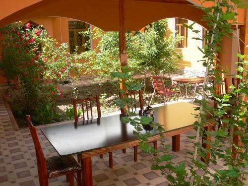Hostel Laliopa