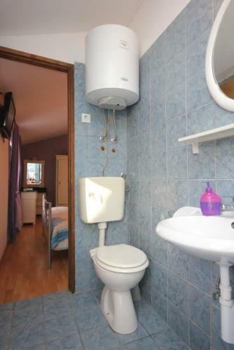 Hostal Studio Vis 2452b