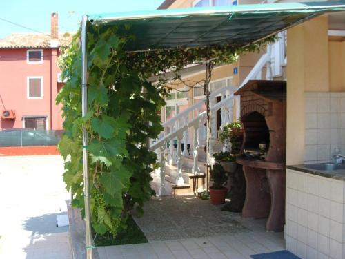 Apartment Zambratija 2557b