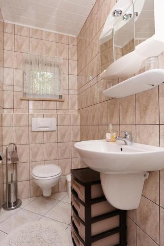 Hostal Triple Room Lumbarda 4442e