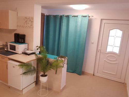 Georgiana Apartments