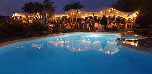 Bed & Breakfast Domaine De Pradaous