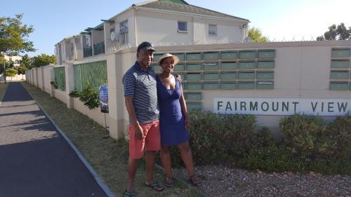 28 On Fairmount View