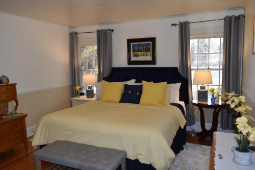 Bed & Breakfast Warm Springs Inn & Winery