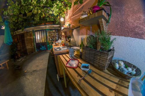 Hostal Hostel Mali Mrak