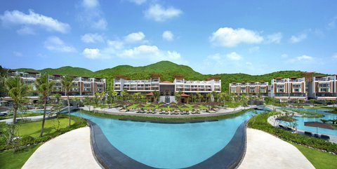 Angsana Lang Co Hotel & Resort
