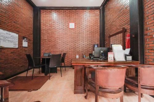 Hostal Reddoorz @ Cilandak Timur