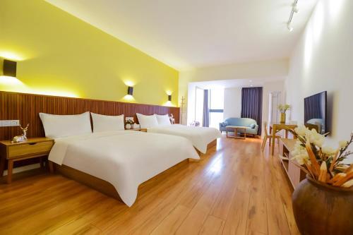 Chongqing Deer Designer Hotel