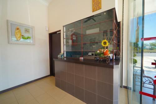 Cmn Hotel