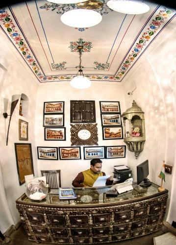 Hotel Haveli Dharampura