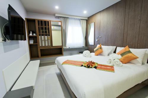 Elegancy Sansabai Hotel