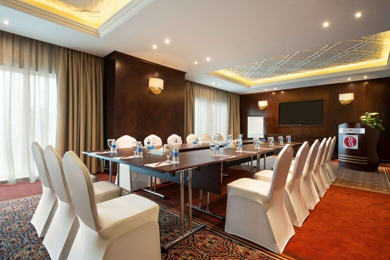 Hotel Ramada Manama City Centre