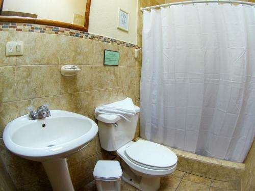 Residencia Hostal El Arupo