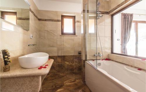 Holiday Home Bibici With Fireplace 04