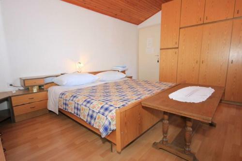 Hostal Rooms With Wifi Brsec (opatija) - 7768