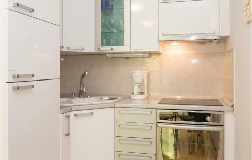 Apartment Brela With Sea View 09