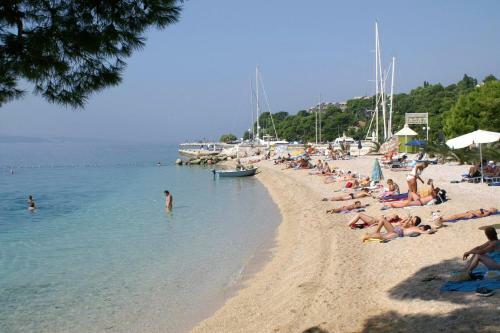 Hostal Studio Brela 2752e