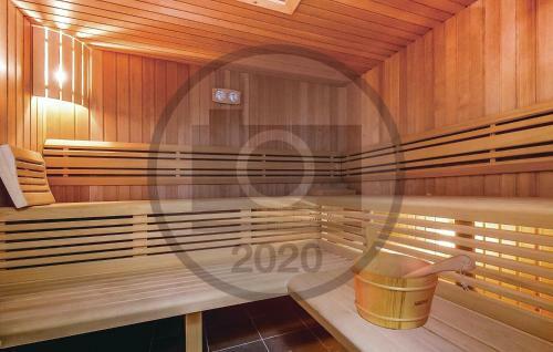 Holiday Home Dugopolje 01