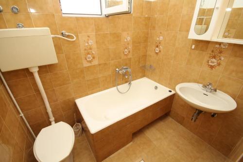 Apartment Milna 555e