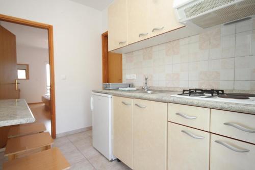 Apartment Milna 555c