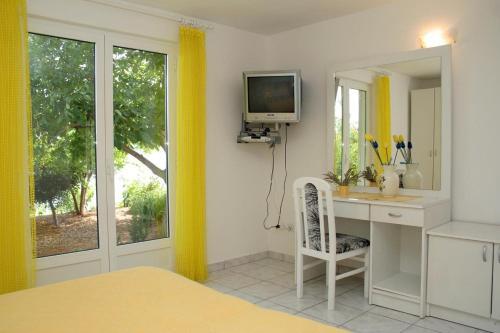 Apartment Kuciste - Perna 4542a