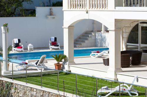 Villa Arion