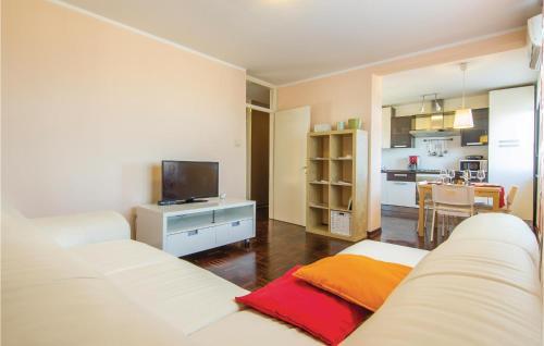 Apartment Novigrad With Sea View 12