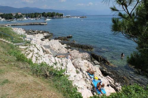 Hostal Double Room Novi Vinodolski 2350a