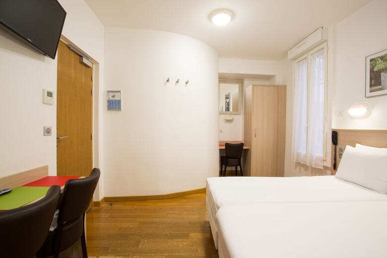 Hotel Darcet