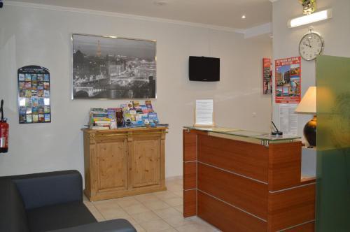 Hostal Chez Patrick Backpackers Hostel