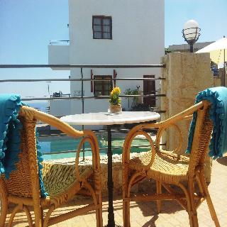 Aparthotel Amazones Villas Apartments