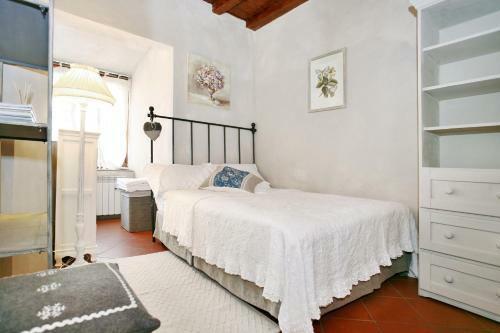 Gina Guest House