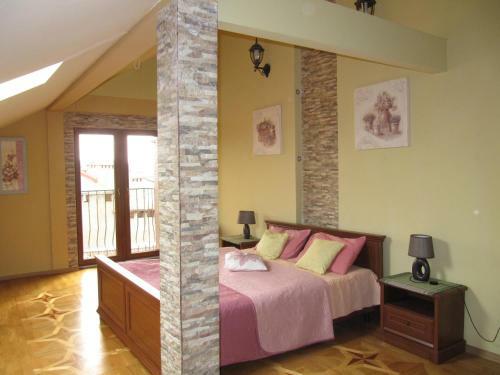 5-room Jacuzzi Apartment