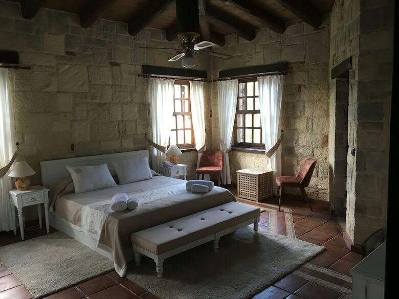 Bed & Breakfast Urla Ciftlik Otel