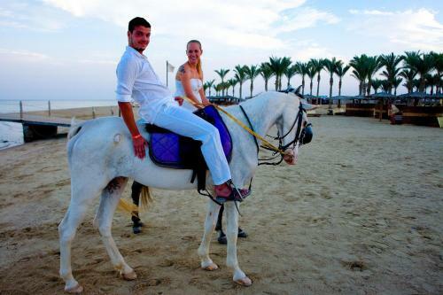Hotel Royal Tulip Beach Resort