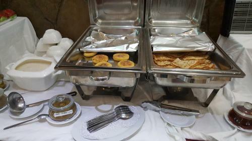 Rania Belmadina Hotel