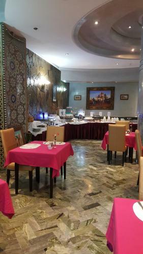 Rania Belmadina Hotel