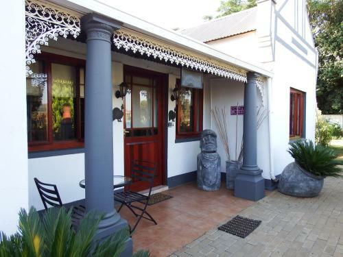 Hostal Villa Luca Guesthouse & Chalets