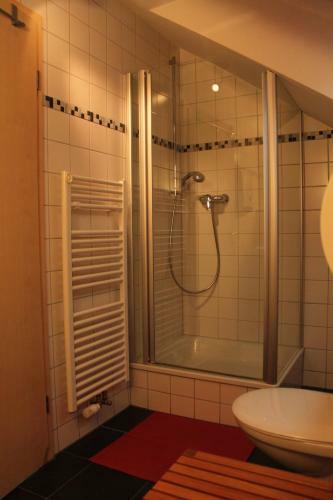 Hostal Alex 30 Hostel