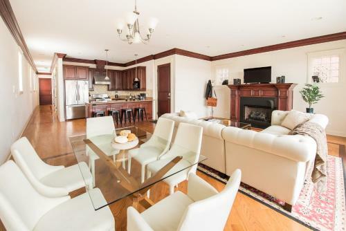 Apartamento Three-bedroom On West Fullerton Avenue Apt 4