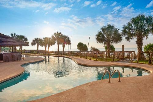 The Island Vista 910 Apartment