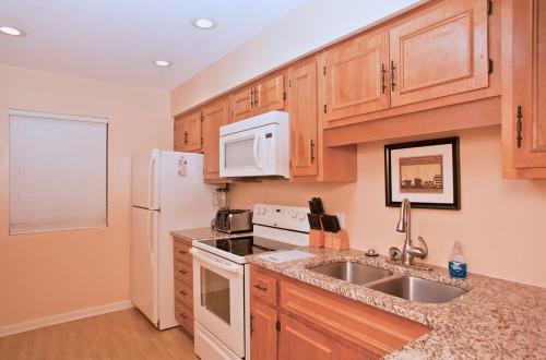 Anchorage I C14 Apartment