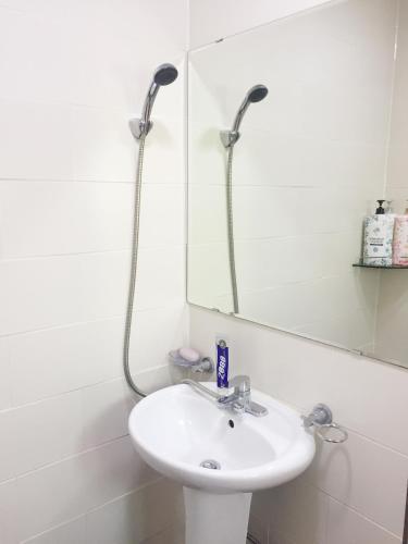 Hostal Bang Bang Guesthouse