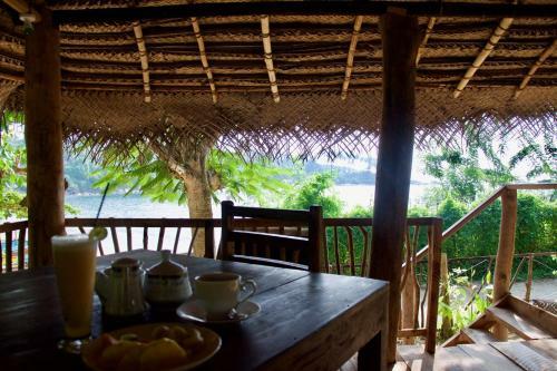 Tuk Tuk Bay Surf Beach