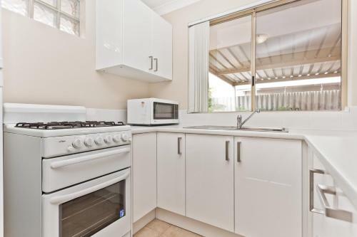 Villa Brentwood Short Stays