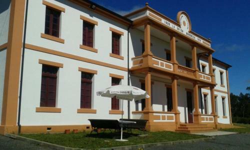 Albergue O Abeiro De Ma��n