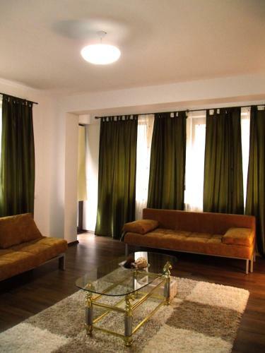 Apartamento Busteni Mountain Suites