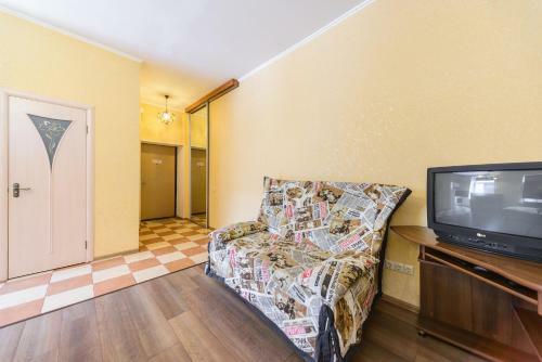 Cozy Studio Apartment Near Palace Ukraina