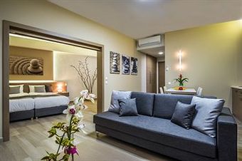 Renieris Hotel